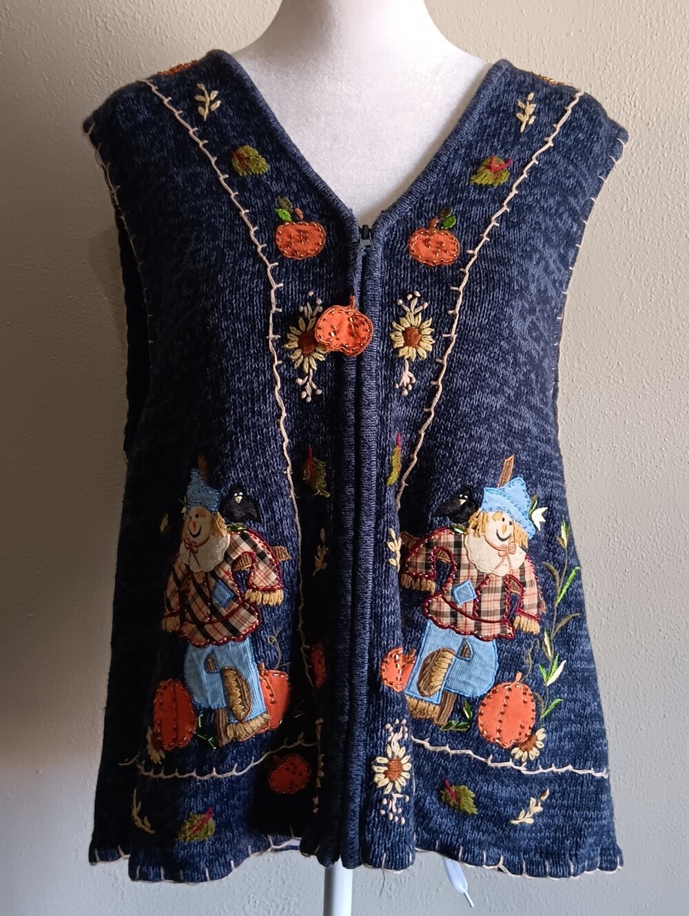 90s Pumpkin Patch Scarecrow Embroidered Fall Large Sweater Vest White Stag Vtg